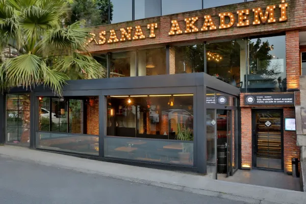 Akademiden Fotoğraflar